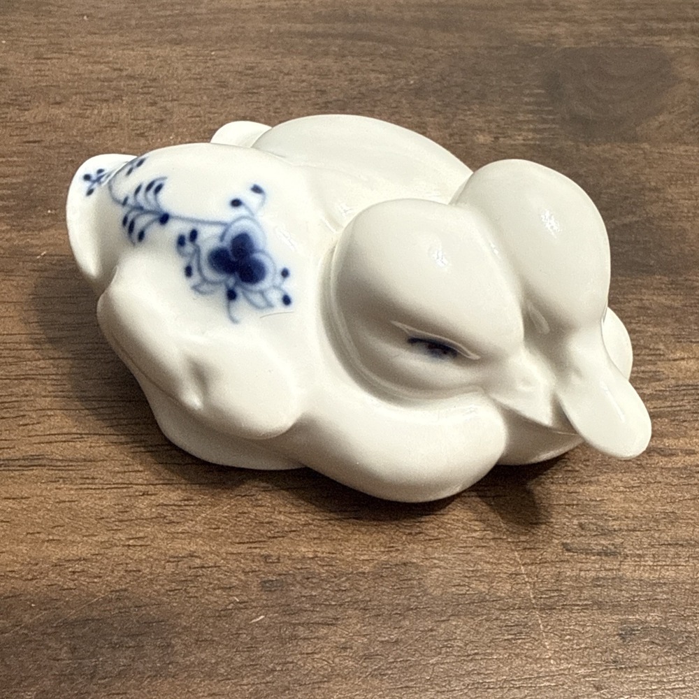 Vintage ‎ Royal Copenhagen Denmark Blue Palmette Two Ducklings Figurine